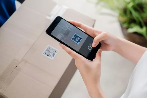 Using QR Codes on Cosmetics